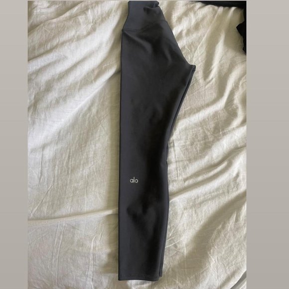 ALO YOGA 7/8 Airlift Leggings Anthracite Gray Size XS - Picture 3 of 3